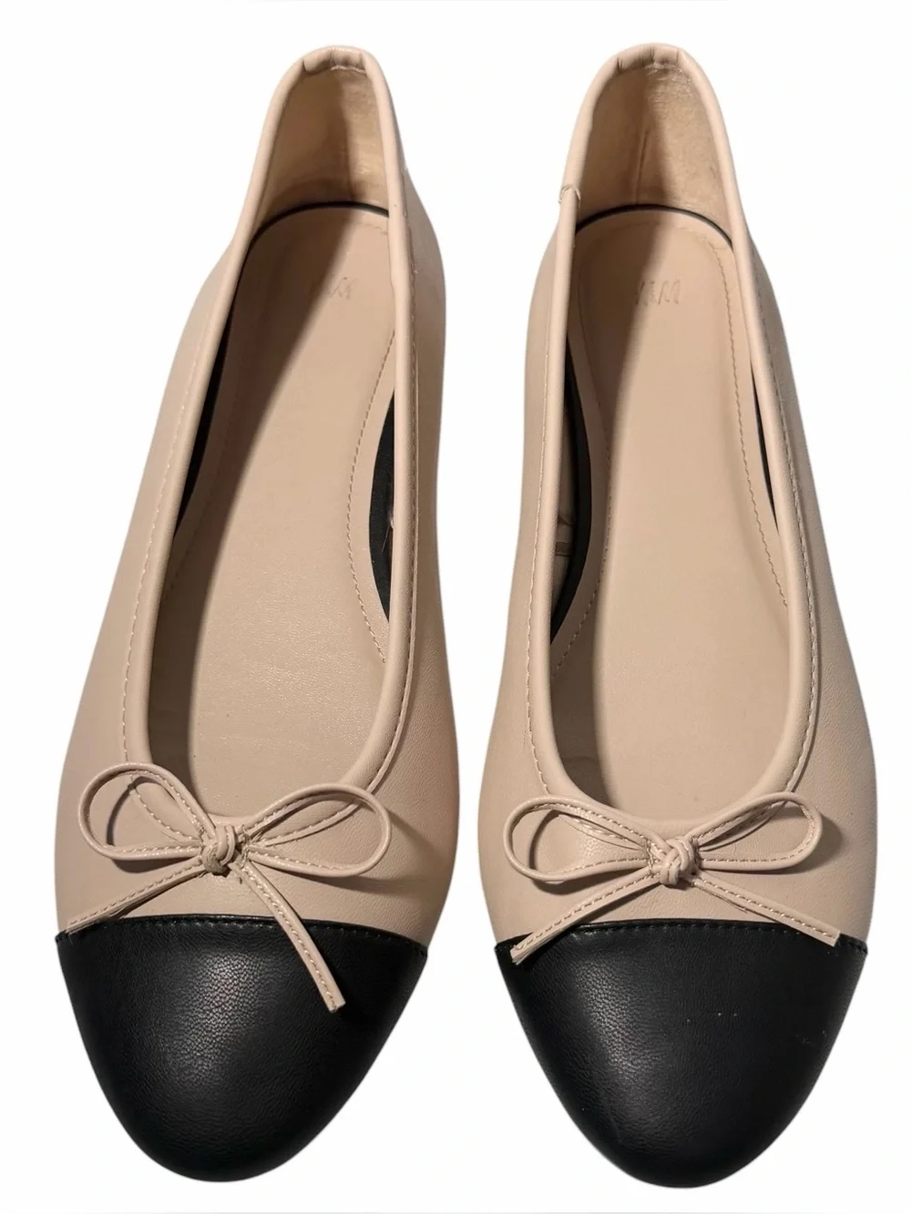 H&M Ballet Flats 9 Bow Cream w/ Black Toes Loafers